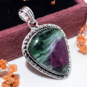 Pendentif rubis zoisite, pendentif en argent sterling 925, pendentif fait main avec pierres précieuses, bijoux rubis zoisite, cadeau d'anniversaire pendentif vintage pour elle