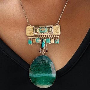 Necklace with large pendant - Green agate - Boho necklace - Miyuki beads - Natural stones - Unique handmade jewelry - Lithotherapy