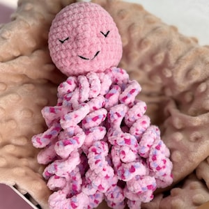 Crochet octopus, handmade soothing comforter, birth gift idea, octopus comforter, maternity, octopus, handmade, plushies