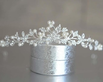 Bridal Silver Tiara with Pearls and Crystals, Wedding Pearl Diadem, Wedding Hair Accessories, Brides Hair Jewelry, Petite Tiara, Crown