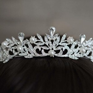 Handmade Silver Crystal Diadem with Teardrop Design Vintage Royal Queen Teardrop Rhinestone Diadem Tiaras Crown  main image 4