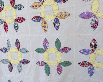 Applikation mit Orangenschalen- und Teeblattmotiven, ca. 1930er-50er Jahre, Quilt-Oberseite aus Vintage-Futtersack, 82 x 66 cm