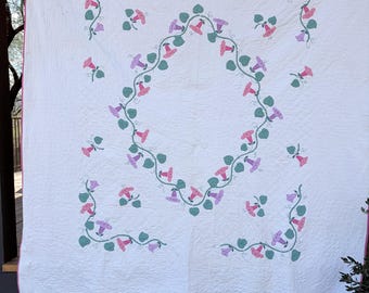 Vintage Morning Glory Applique Quilt 77x87.5 inches