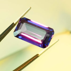 Natural Alexandrite Color Changing Stone 18 to 20ct Step Cut Emerald Shape Natural Loose Alexandrite AAA Stone Certified Alexandrite