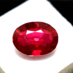 14 karat naturlig rubin oval slipad certifierad lös ädelsten för smycken