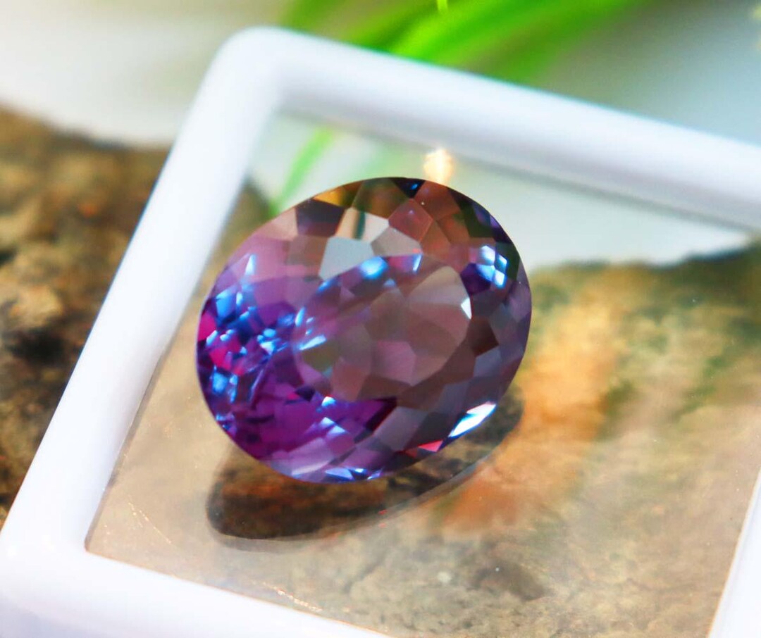 Natural Oval Alexandrite Gemstone: Color Changing Bi-color Loose Gem - Etsy