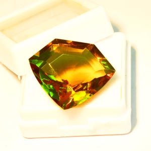 Color Changing Alexandrite Gemstone: Supermen Cut Loose Stone