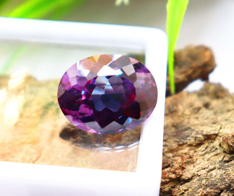 10CT Oval Alexandrite Gemstone, Color Changing Bi-color, 13x10mm - Etsy