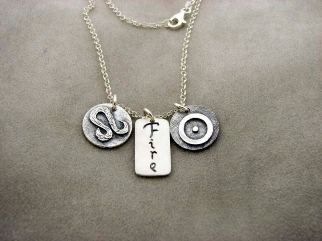 LEO Sign With Element FIRE and Ruling Planet SUN. Silver Necklace - Etsy