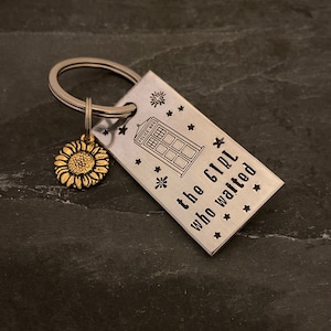 Dr Who inspired Amy Pond hand stamped keychain
