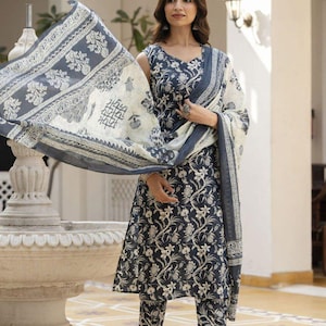 Embroidered Chinon Silk Salwar Kameez: Pakistani Wedding Wear Suit