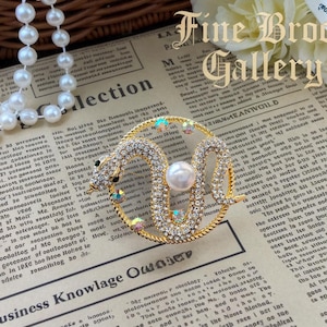 Sparkling Snake Brooch with Pearl, Gold/Silver Tone Crystal - Embellished Pin