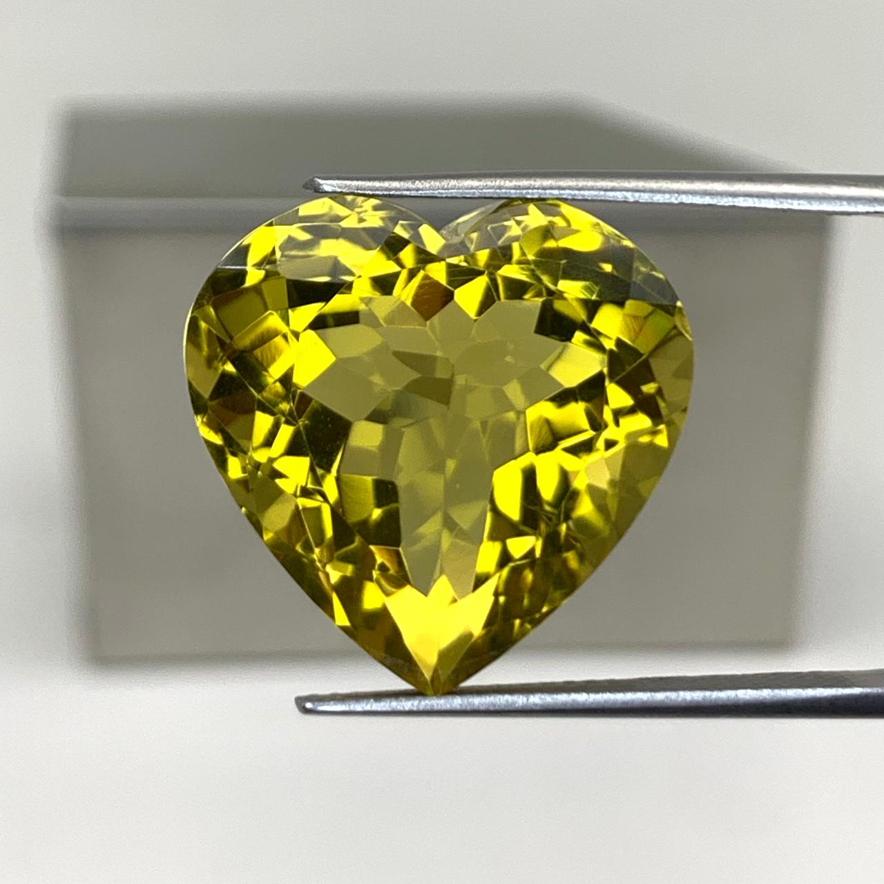 21.08 Carat Honey Quartz Heart Cut Gemstone: Yellow Gem for