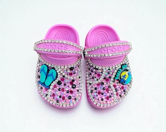 Crocs brillantes para niños