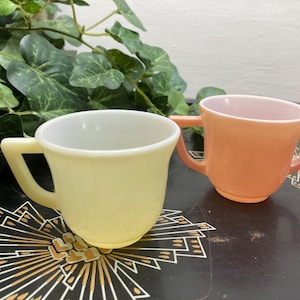 Vintage Hazel Atlas pastel little hostess children&#39;s Tea Cup & Sugar Dish | Moderntone