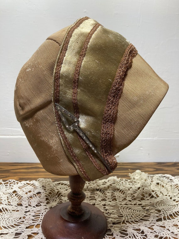 Original 1920s Cloche Hat for Repair or Restoratio