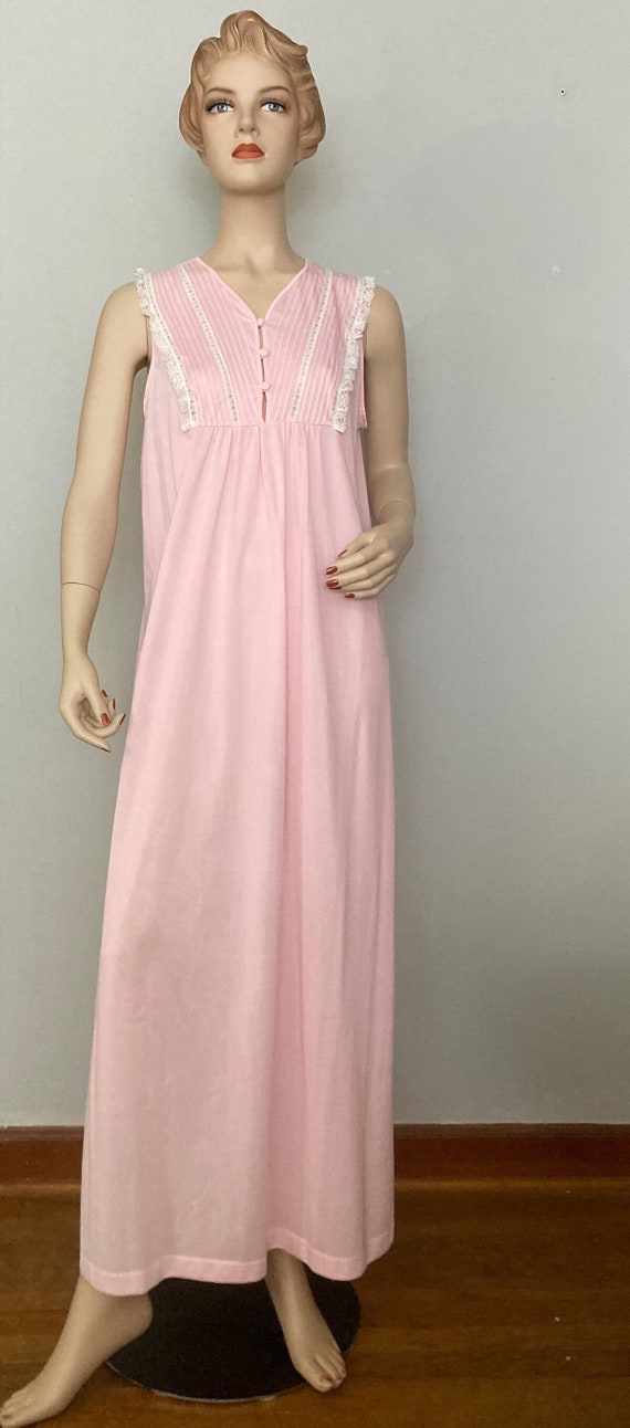 Vtg Gossard Artemis, Pretty  Pink Gown Nylon Night