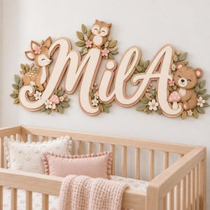Namensschild mit Waldmotiven, Kinderzimmerdeko mit Waldtieren, personalisiertes Namensschild aus Holz, Wandbild mit Hirsch, Eule und Bär, Babyzimmer für Mädchen, Geschenk zur Babyparty