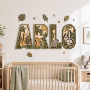 Letrero de nombre para habitación infantil con diseño de safari, decoración de pared de madera personalizada con animales de la selva, letras 3D en capas para habitación de bebé niño, regalo para baby shower con diseño de jirafa, cebra y león.