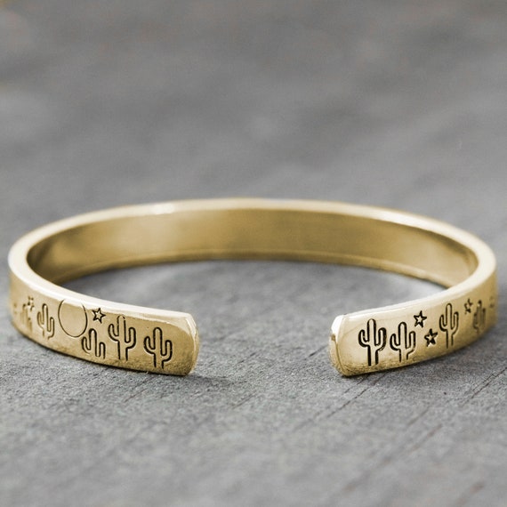 Skyjewelry Carved Solid 18k Yellow Gold Plated Womens Bangle Bracelet