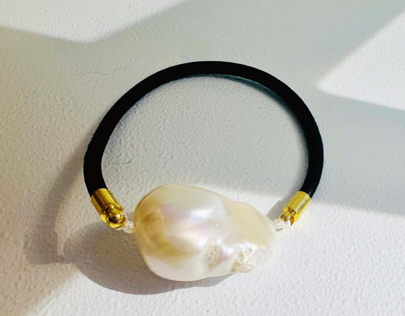 Baroque Pearl Hair Tie Minimalist Elastic Bracelet Elegant Jewelry Perfect for Communion or Confirmation Dress or Gift Bag Filler