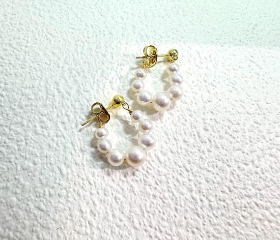 Freshwater Pearl Hoop Earrings 14K Thick Gold Plated Gradient 4–6 mm Pearls Handmade Minimalist Christmas Gift for Communion or Confirmation