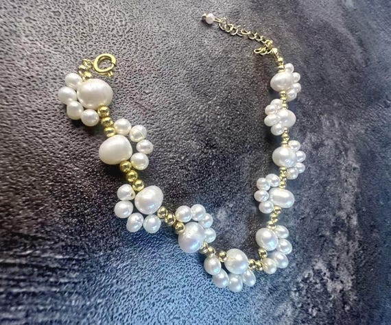 Paw Print Natural Freshwater Pearl Bracelet Adorable Jewelry Gift for Cat or Dog Lovers Kawaii Minimalist Jewelry