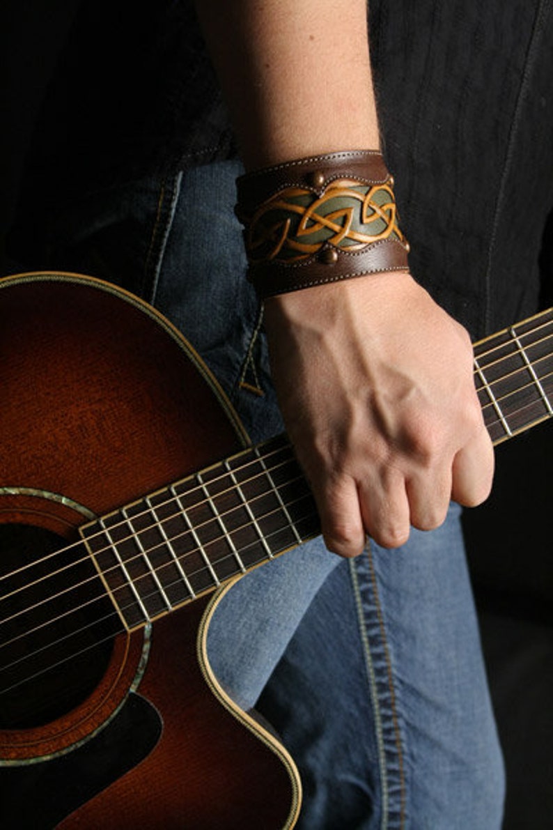 Celtic Dara Leather Cuff