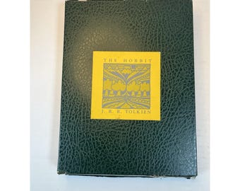 Caja con estuche de la edición de lujo para coleccionistas de El Hobbit de J. R. R. Tolkien