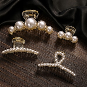 Elegant Pearl Hair Claw Clip Set: Durable Acrylic, Holiday Style