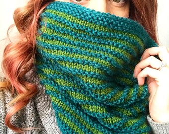 The Topiary Cowl Pattern