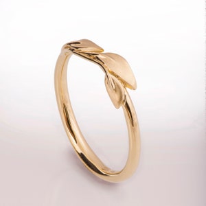 Leaves Ring, dainty leaf ring, unisex ring, wedding ring, wedding band, leaf ring, 14K Gold Ring, filigree, antique, art nouveau, vintage