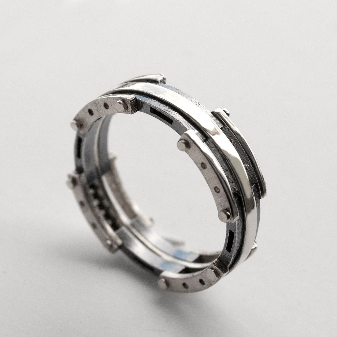 Polished Platinum And Oxidized Silver Band