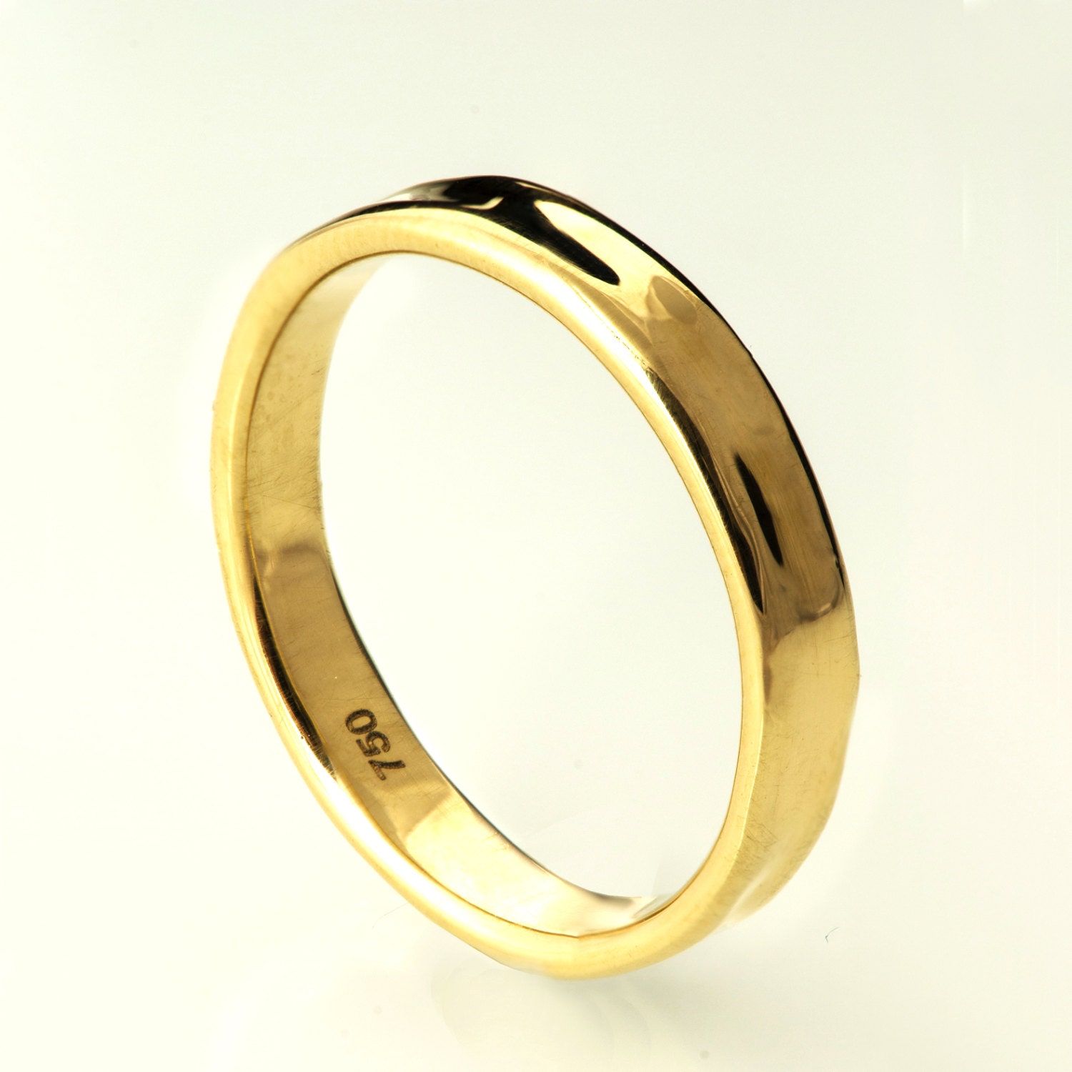 Symmetrically Carved Gold Finger Ring For Men