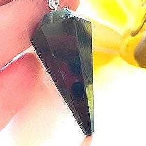 BLOODSTONE PENDULUM Couleur de base VERT foncé