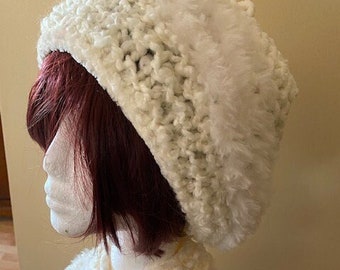 WHITE knitted BERET and Matching SCARF - Acrylic Yarn and Fun Fur