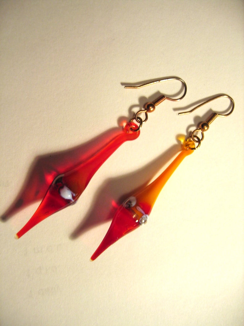 LAMPWORK RED GLASS Earrings Artist Design Original One Only image 3