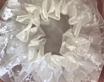 BRIDAL WHITE LACE Showercap