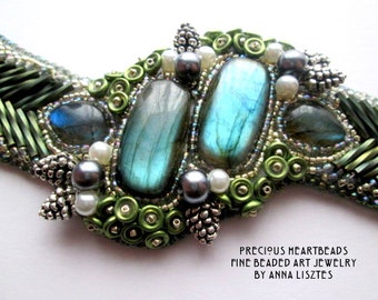 Beading pattern, DIY KIT, Bead embroidery, Instructions and materials - Enchanted Forest - Bracelet Cuff