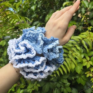 Blue Cotton Lace Scrunchie Set, Croquette Hair Accessory, Handmade Cottagecore Scrunchy Set, Boho Elastic Hair Ties, Ready to Ship