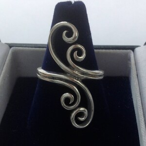 Retro solid sterling silver Ring wire scrolled swirl bold but feminine
