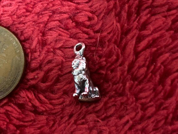 Solid sterling silver old retro micro sitting lio… - image 4