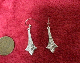 Vintage Art Nouveau Revival sterling silver earrings on new earwires Beaded pattern