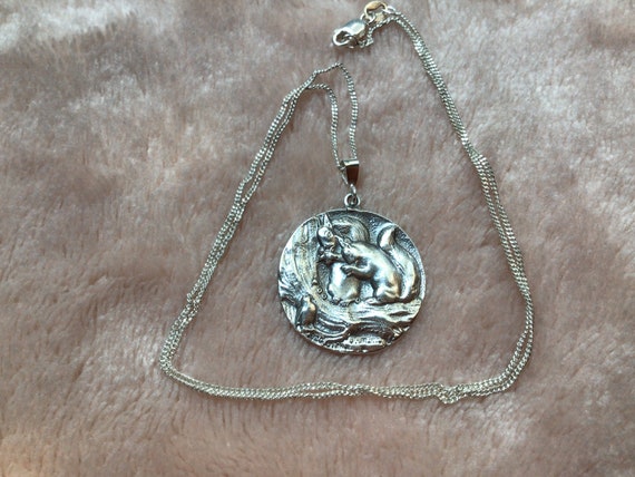Beatrix Potter style Sterling silver Squirrel and… - image 1