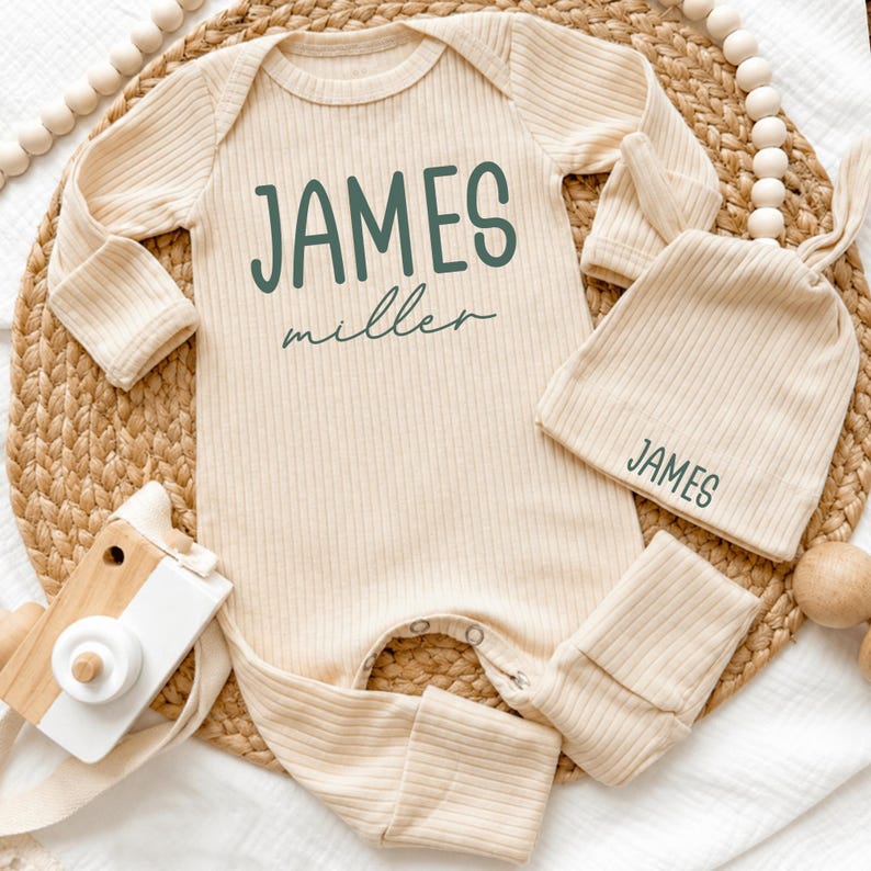 Custom Baby Name Homecoming Outfit Set, Baby Bodysuit with Matching Hat, Personalized Newborn Gift, NB-24M immagine 3