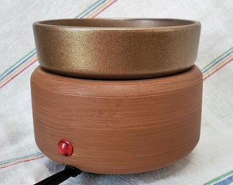 Two-in-one soy wax fragrance warmer, electric candle warmer and tart melter, walnut and bronze style