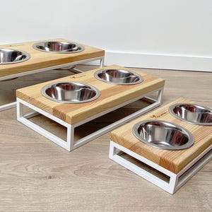 Mangeoire moderne surélevée pour animaux de compagnie - Support pour bols de chien et de chat en bois et en métal