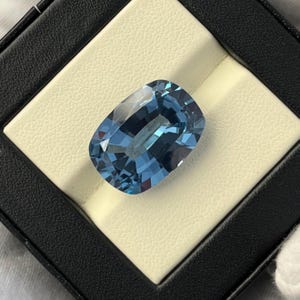 Lab Created Ceylon Sapphire: Faceted Cushion Cut Loose Gemstone