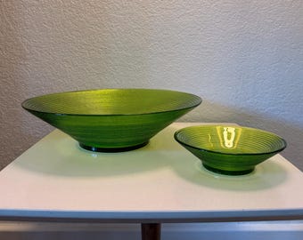 CLEARANCE! VTG MCM Dip Bowl Set - Modern Green Ribbed Glass