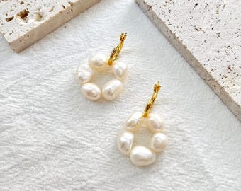 Freshwater Baroque Pearl Hoop Earrings,Gold Pearl Hoop Earrings,Statement Earrings,Minimalist Bridal Jewelry,Wedding Earrings,Gift for Her